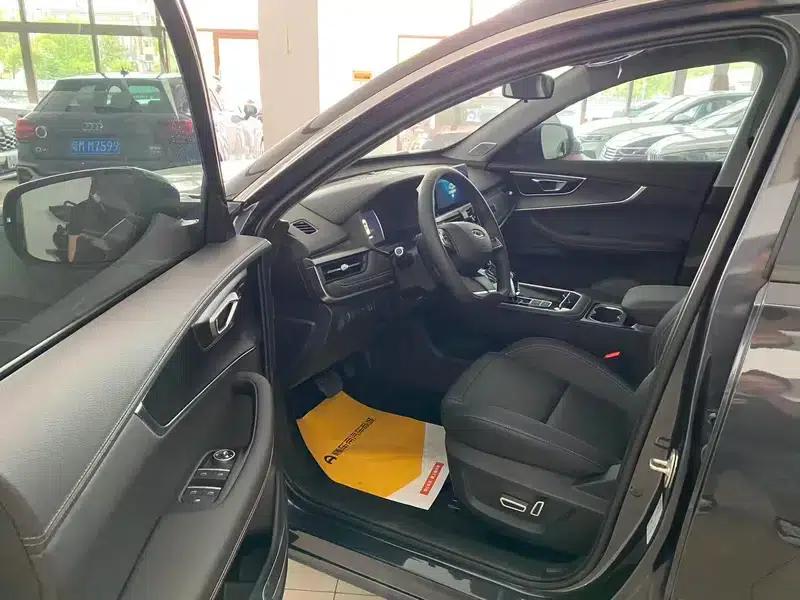 Chery Tiggo 8 2025 Excellence Edition 230TCI Automatic Luxury Edition — миниатюра 9