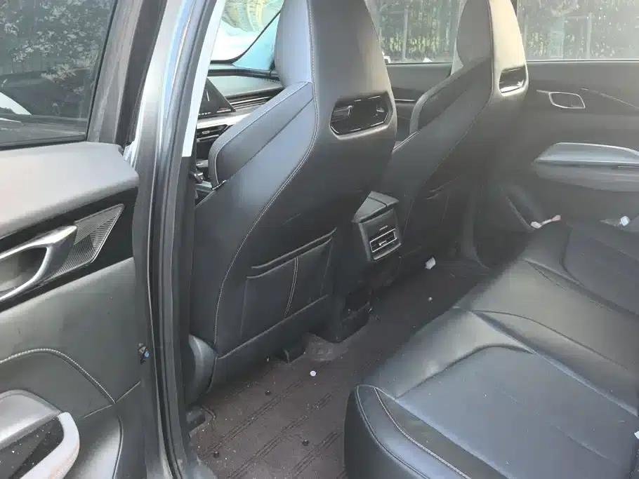 Changan Oushang Z6 2023 Blue Whale 1.5T DCT Smart City Edition — миниатюра 11