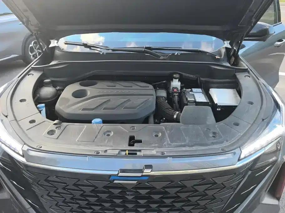Changan Oushang Z6 2023 Blue Whale 1.5T DCT Smart City Edition — миниатюра 10