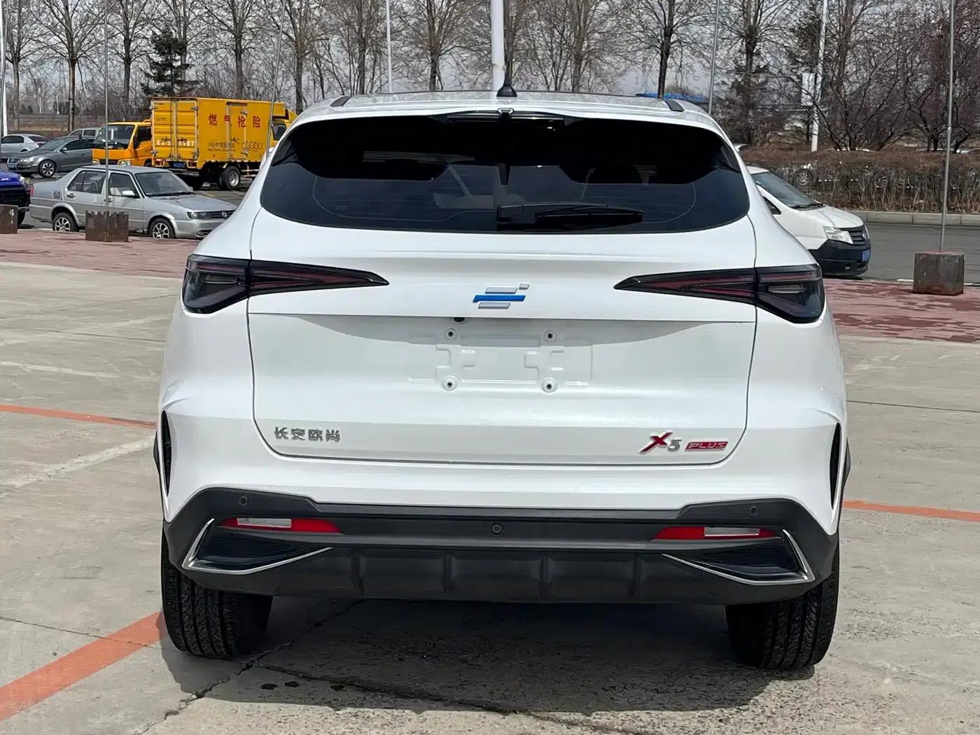 Changan Oushang X5 PLUS 2023 Facelift 1.5T DCT Pioneer Edition — миниатюра 4