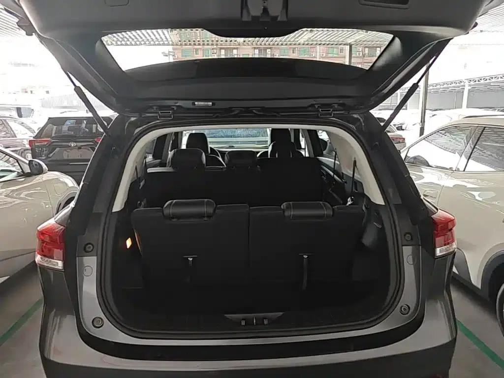 Changan Oushang X7 PLUS 2023 Enjoy Edition 1.5T Automatic Premium 7-Seater — миниатюра 19