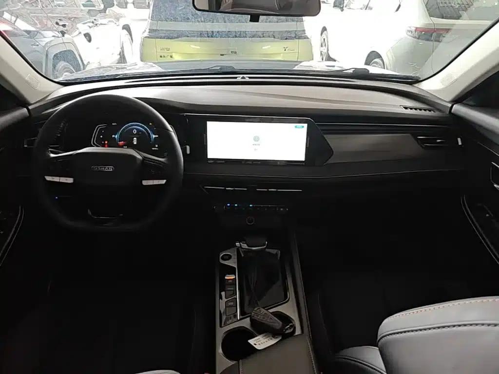 Changan Oushang X7 PLUS 2023 Enjoy Edition 1.5T Automatic Premium 7-Seater — миниатюра 10