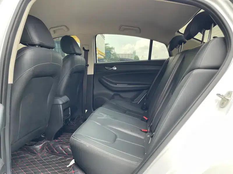 Chery Arrizo 5 2021 Pro 1.5L CVT Youth Edition — миниатюра 9