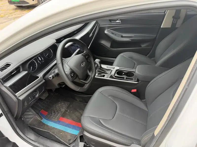 Chery Arrizo 5 2024 1.5L CVT Fashion Edition — миниатюра 15