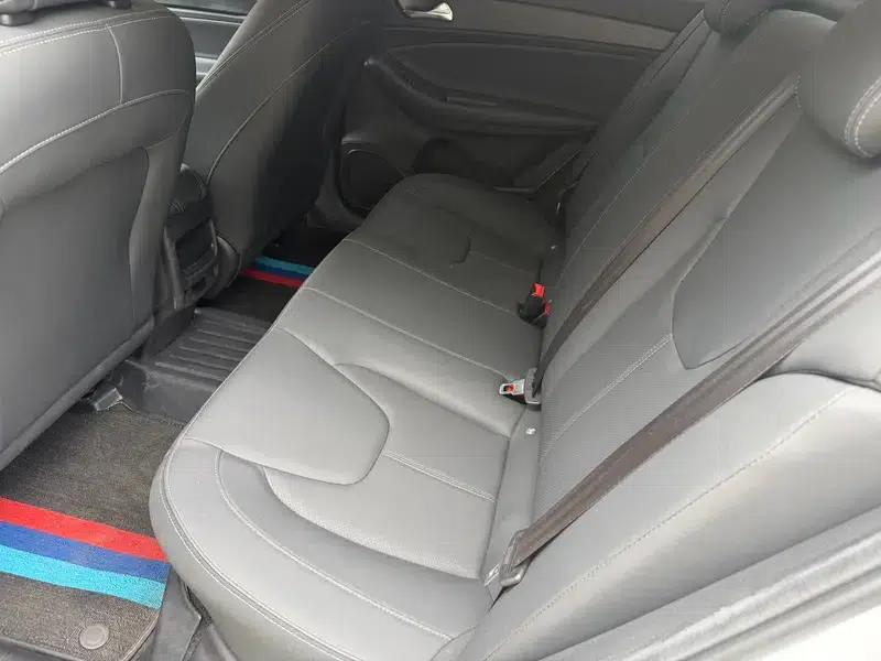 Chery Arrizo 5 2024 1.5L CVT Fashion Edition — миниатюра 17