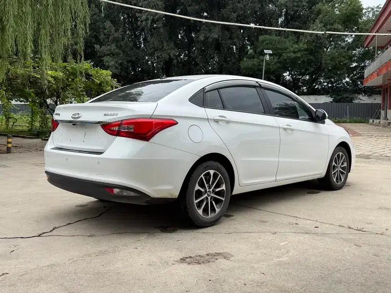 Chery Arrizo 5 2024 1.5L CVT Fashion Edition — миниатюра 6