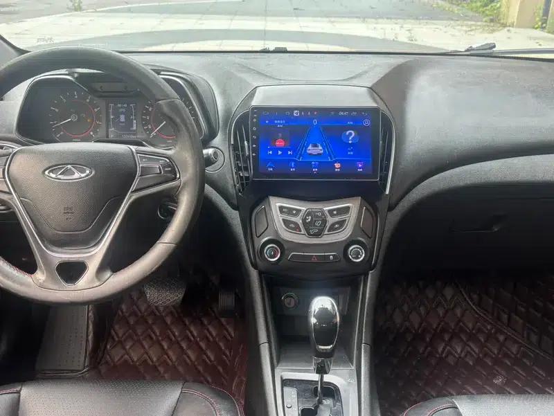 Chery Arrizo 5 2016 1.5L CVT Trendsetter Edition — миниатюра 7