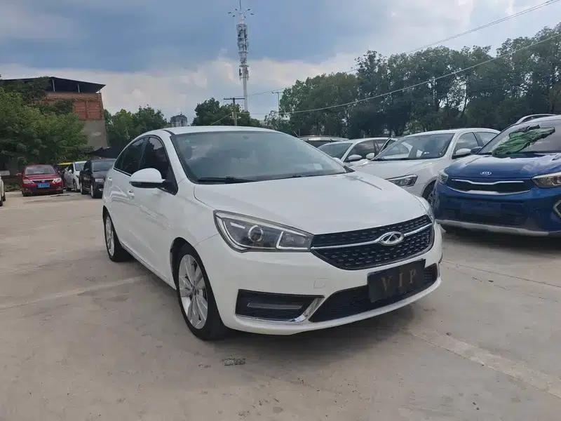 Chery Arrizo 5 2016 1.5L CVT Trendsetter Edition — миниатюра 3