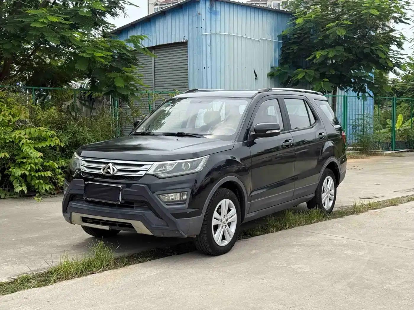 Changan Oushang CX70 2016 1.6L Manual Elite — миниатюра 1
