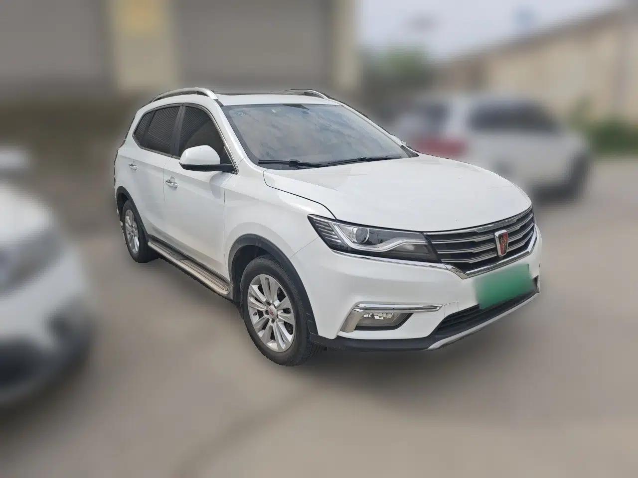 Roewe RX5 2016 20T Two-Wheel Drive Automatic Flagship Edition — миниатюра 3