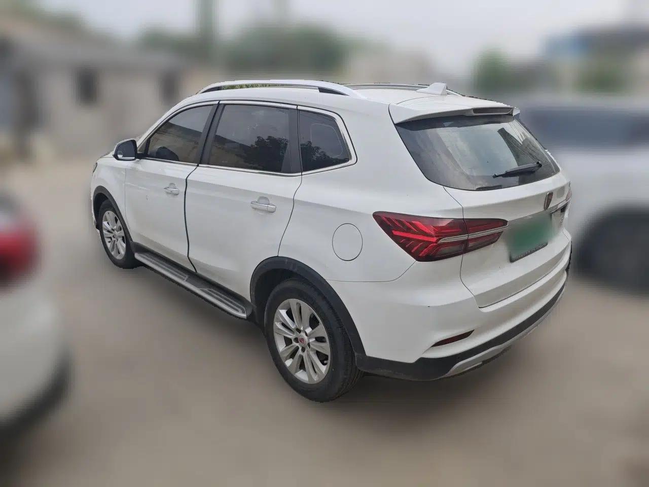 Roewe RX5 2016 20T Two-Wheel Drive Automatic Flagship Edition — миниатюра 4