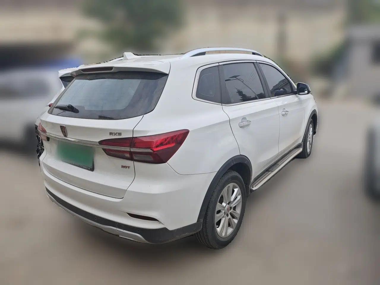 Roewe RX5 2016 20T Two-Wheel Drive Automatic Flagship Edition — миниатюра 6