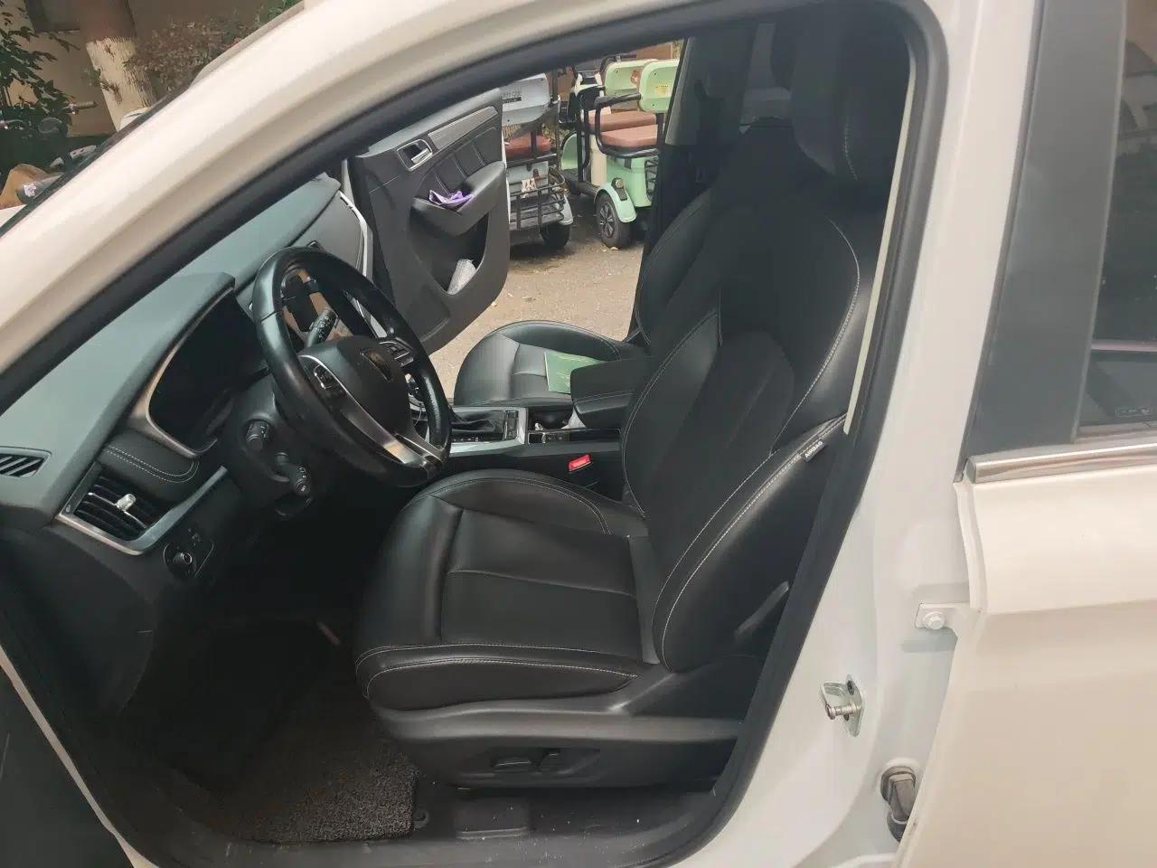 Roewe RX5 2020 20T Automatic 4G Connect Superior Flagship Edition — миниатюра 15