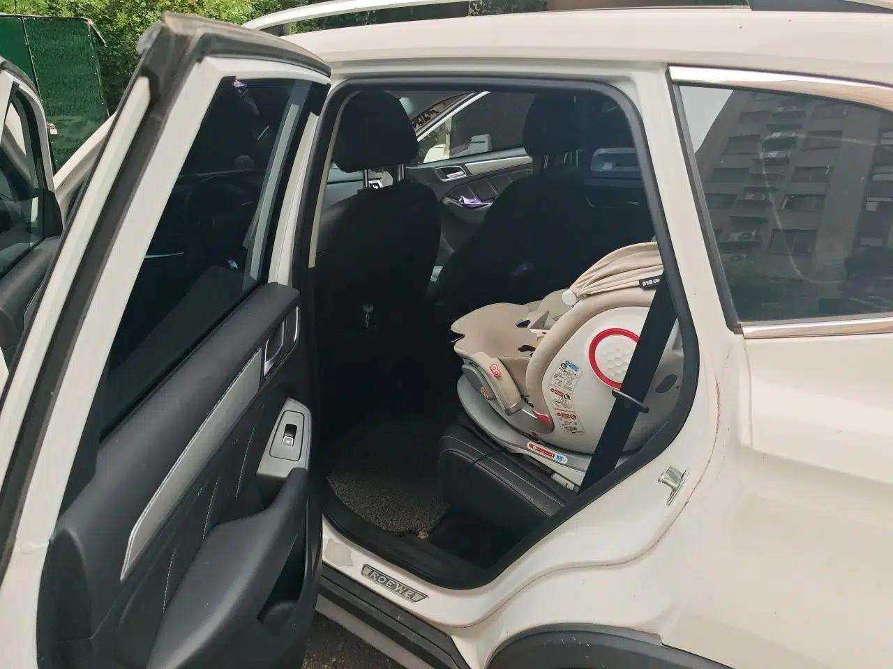 Roewe RX5 2020 20T Automatic 4G Connect Superior Flagship Edition — миниатюра 17