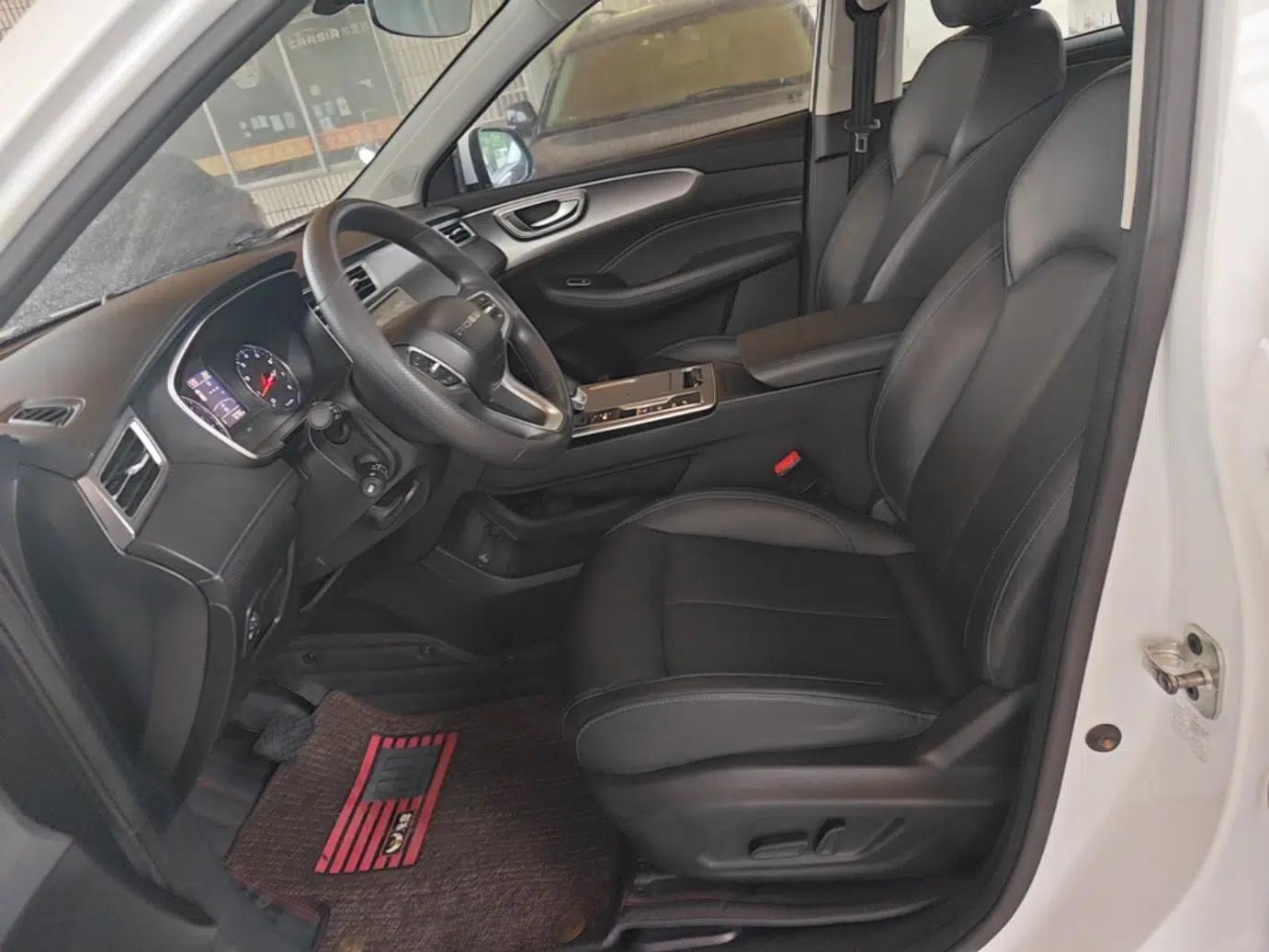 Roewe RX5 2020 PLUS 300TGI Automatic Ali National Style Luxury Edition — миниатюра 17