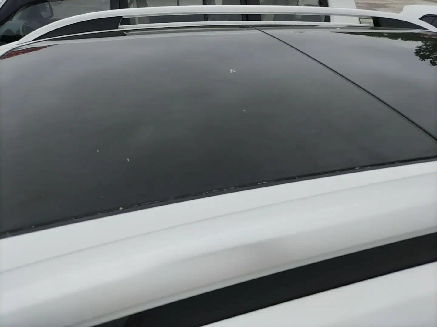 Roewe RX5 2020 20T Automatic 4G Connected Million Edition — миниатюра 7