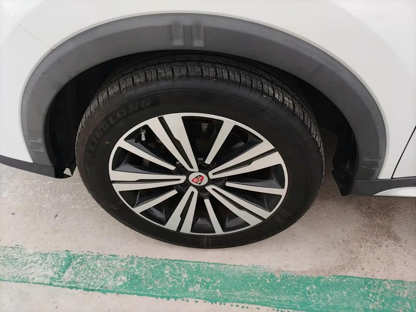 Roewe RX5 2020 20T Automatic 4G Connected Million Edition — миниатюра 10