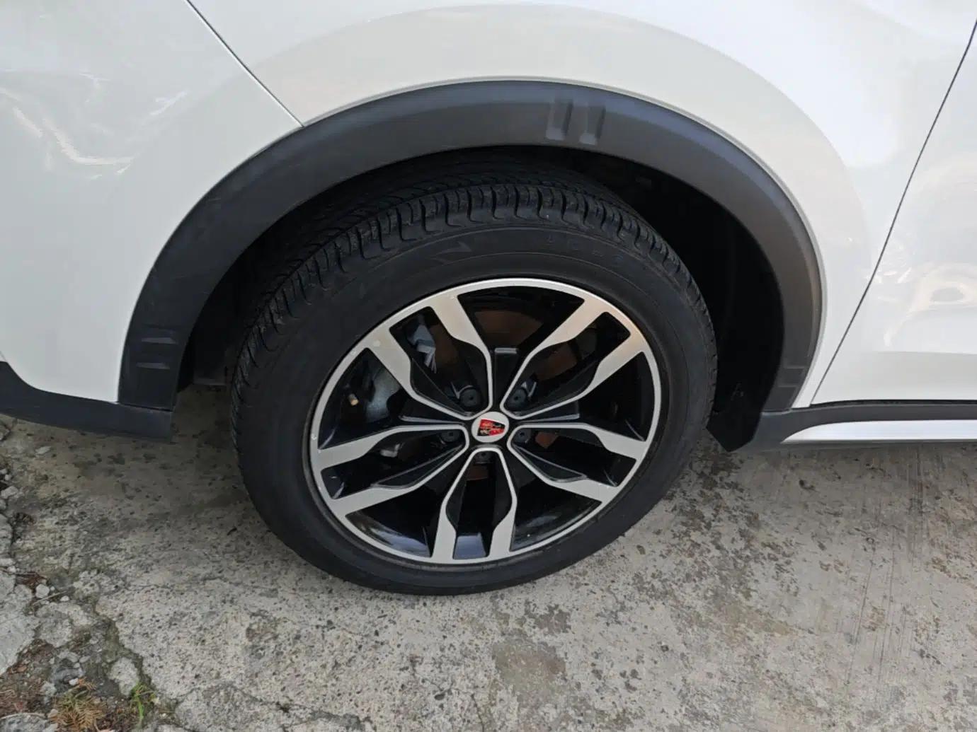 Roewe RX5 2016 20T Two-Wheel Drive Automatic Internet Smart Edition — миниатюра 10