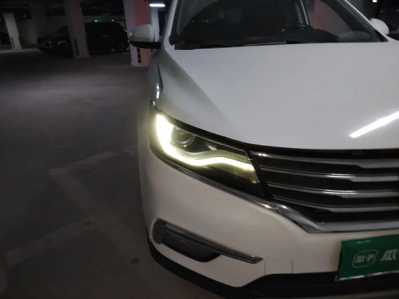 Roewe RX5 2018 20T Two-Wheel Drive Automatic Flagship Edition — миниатюра 7