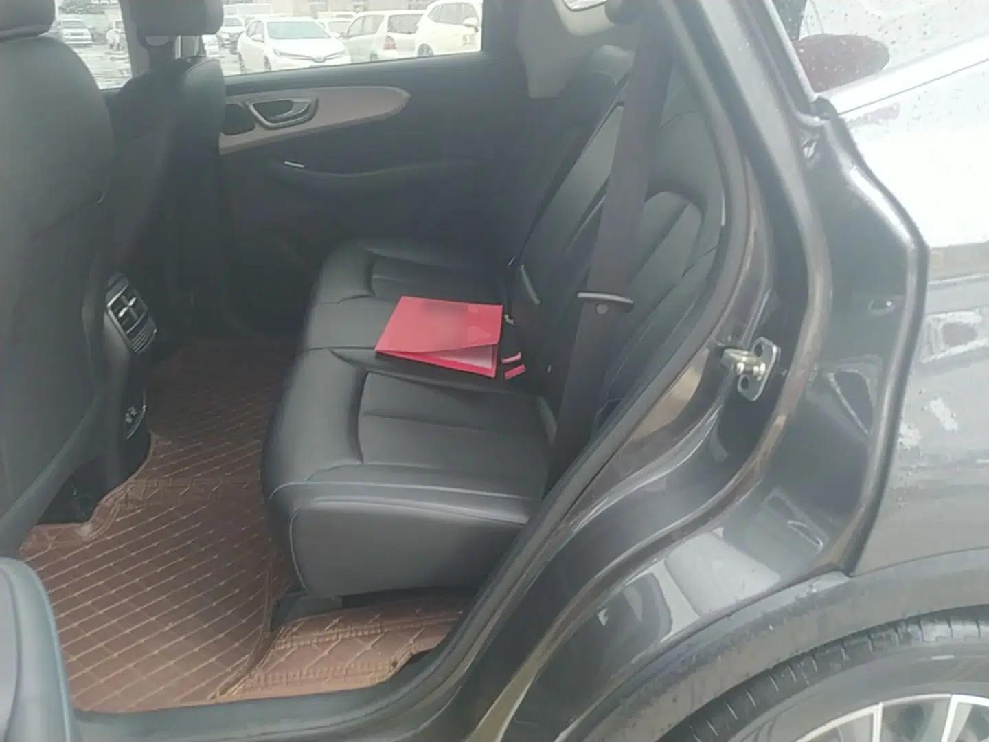 Roewe RX5 2023 PLUS 330TGI Automatic Trendsetting Smart Edition — миниатюра 20