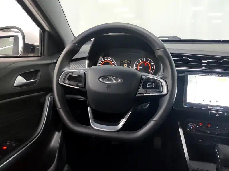 Chery Tiggo 3x 2021 PLUS 1.5L CVT Enjoyable Red Date Edition — миниатюра 16
