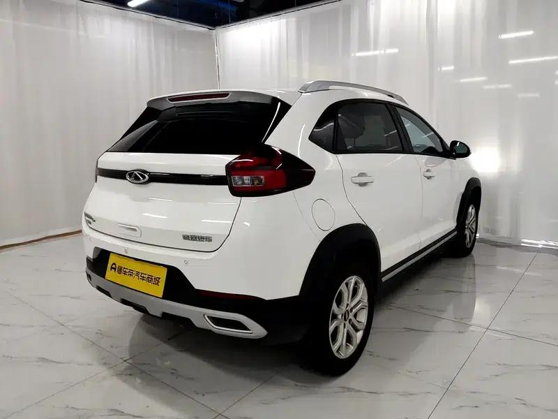 Chery Tiggo 3x 2021 PLUS 1.5L CVT Enjoyable Red Date Edition — миниатюра 7