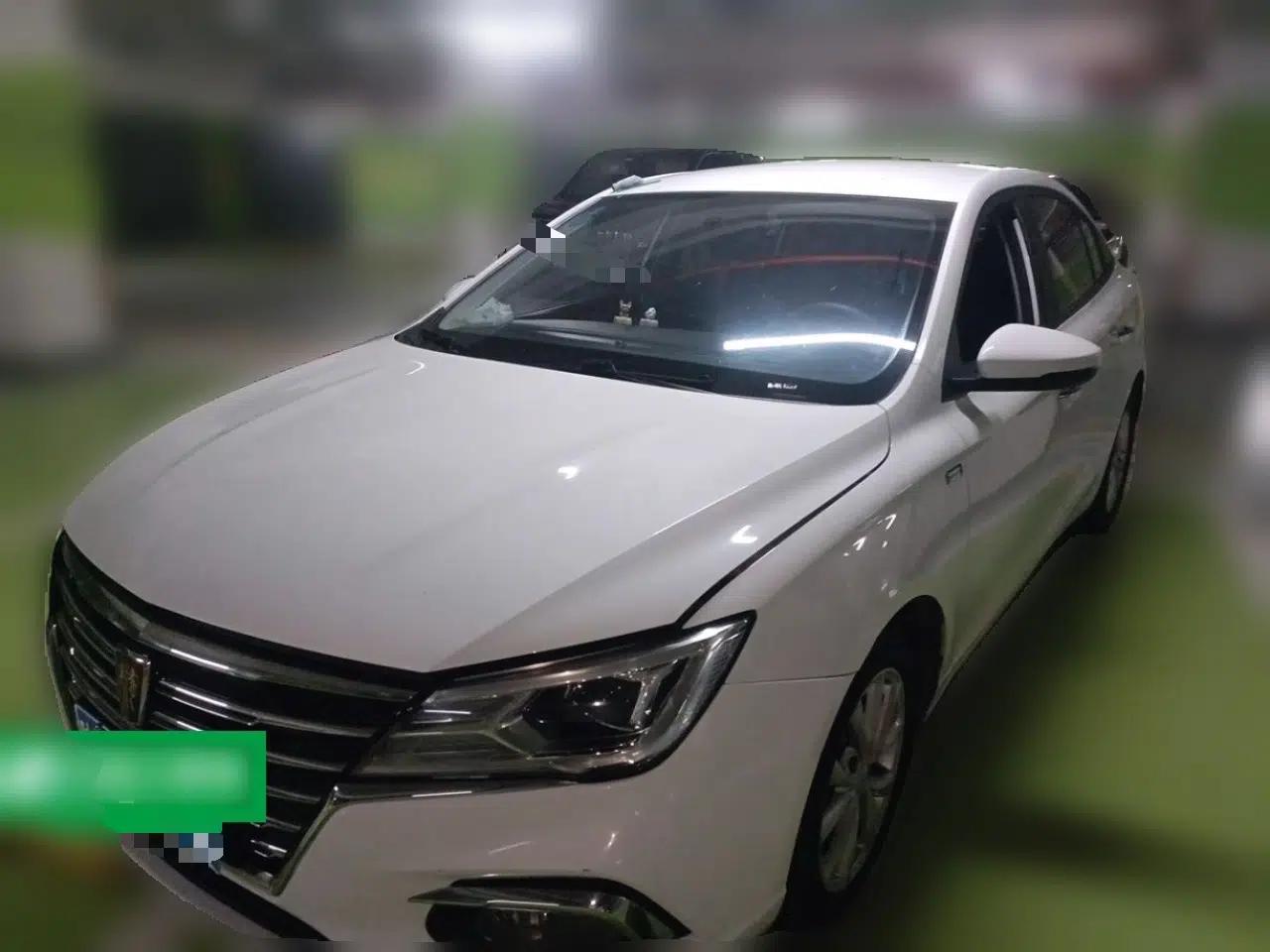 Roewe i5 2020 1.5L Manual 4G Connect Luxury Edition — миниатюра 1