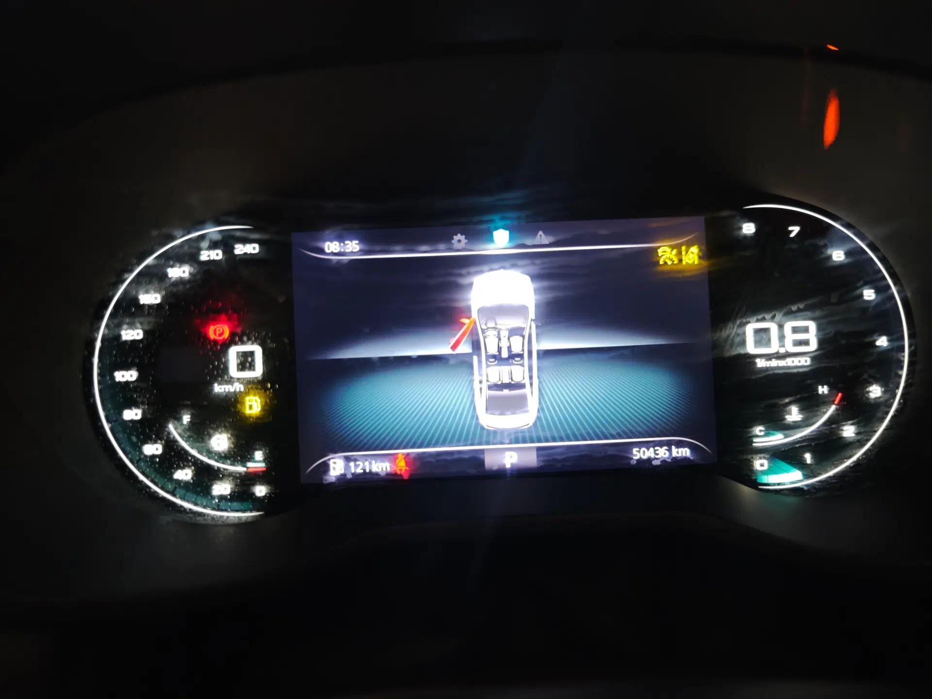 Roewe i5 2020 1.5L Automatic 4G Connect Luxury Flagship Edition — миниатюра 14