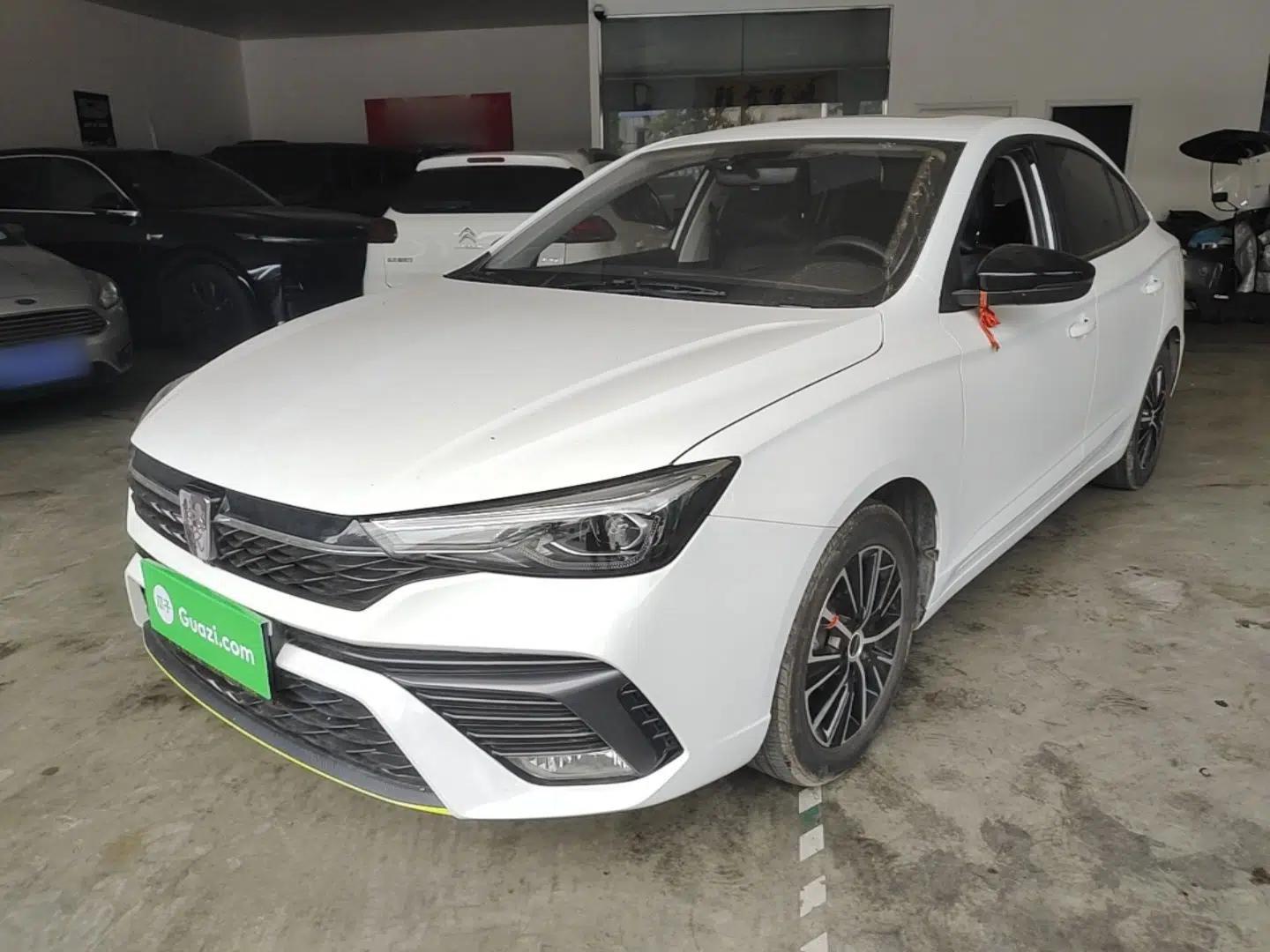 Roewe i5 2021 1.5L CVT Platinum Edition — миниатюра 1
