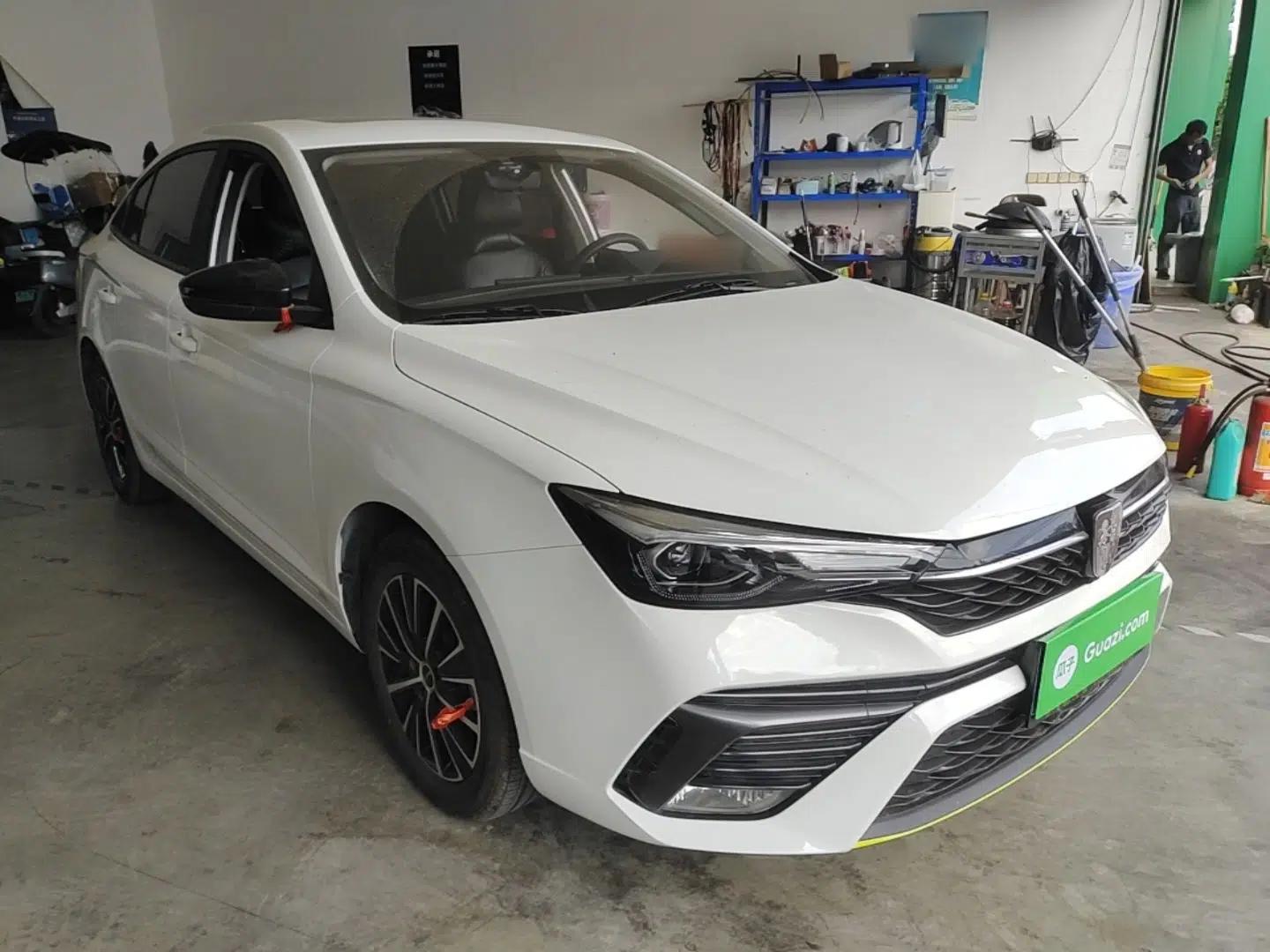 Roewe i5 2021 1.5L CVT Platinum Edition — миниатюра 3