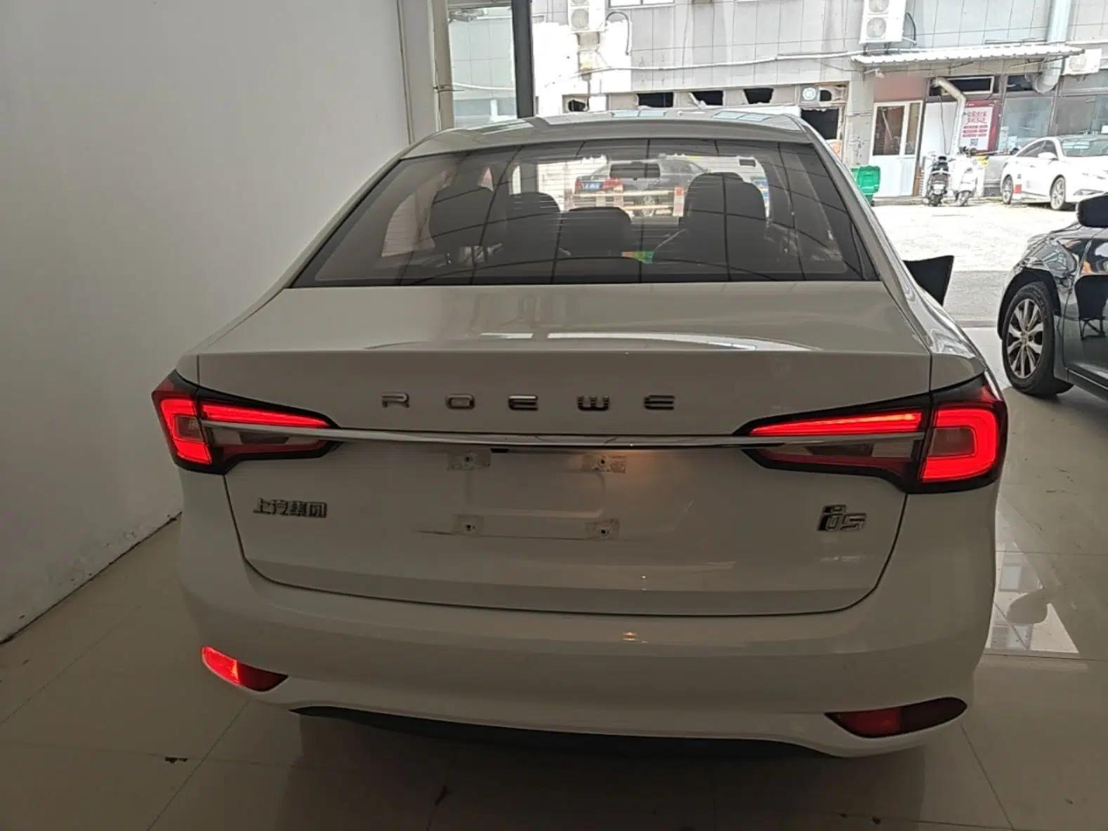 Roewe i5 2020 1.5L Automatic 4G Connect Luxury Flagship Edition — миниатюра 5