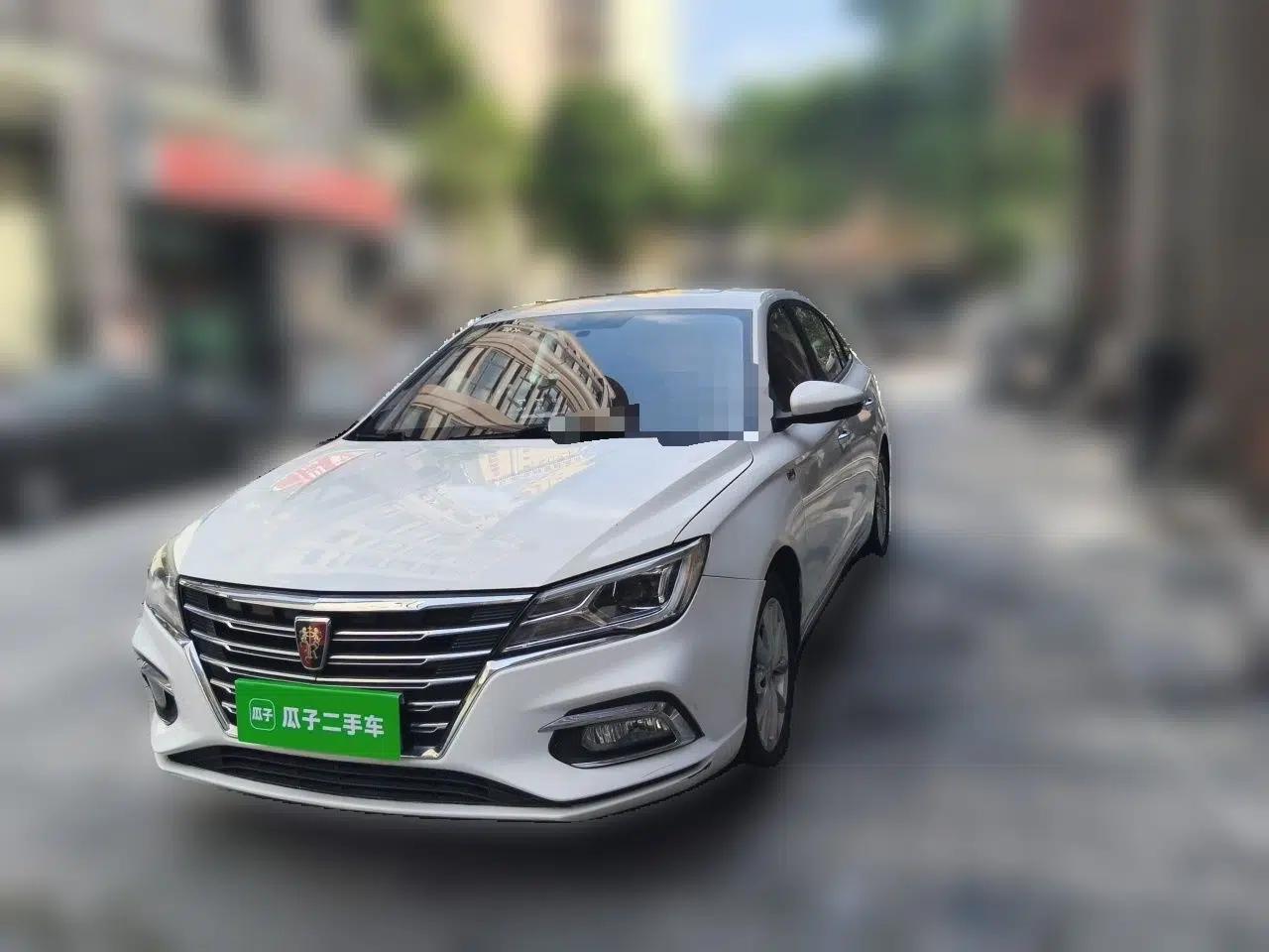 Roewe i5 2019 1.5L Automatic 4G Connected Langyue Edition — миниатюра 1