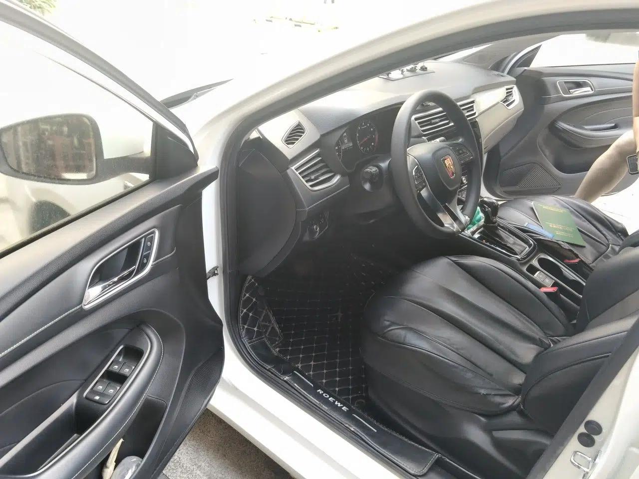 Roewe i5 2019 1.5L Automatic 4G Connected Langyue Edition — миниатюра 16