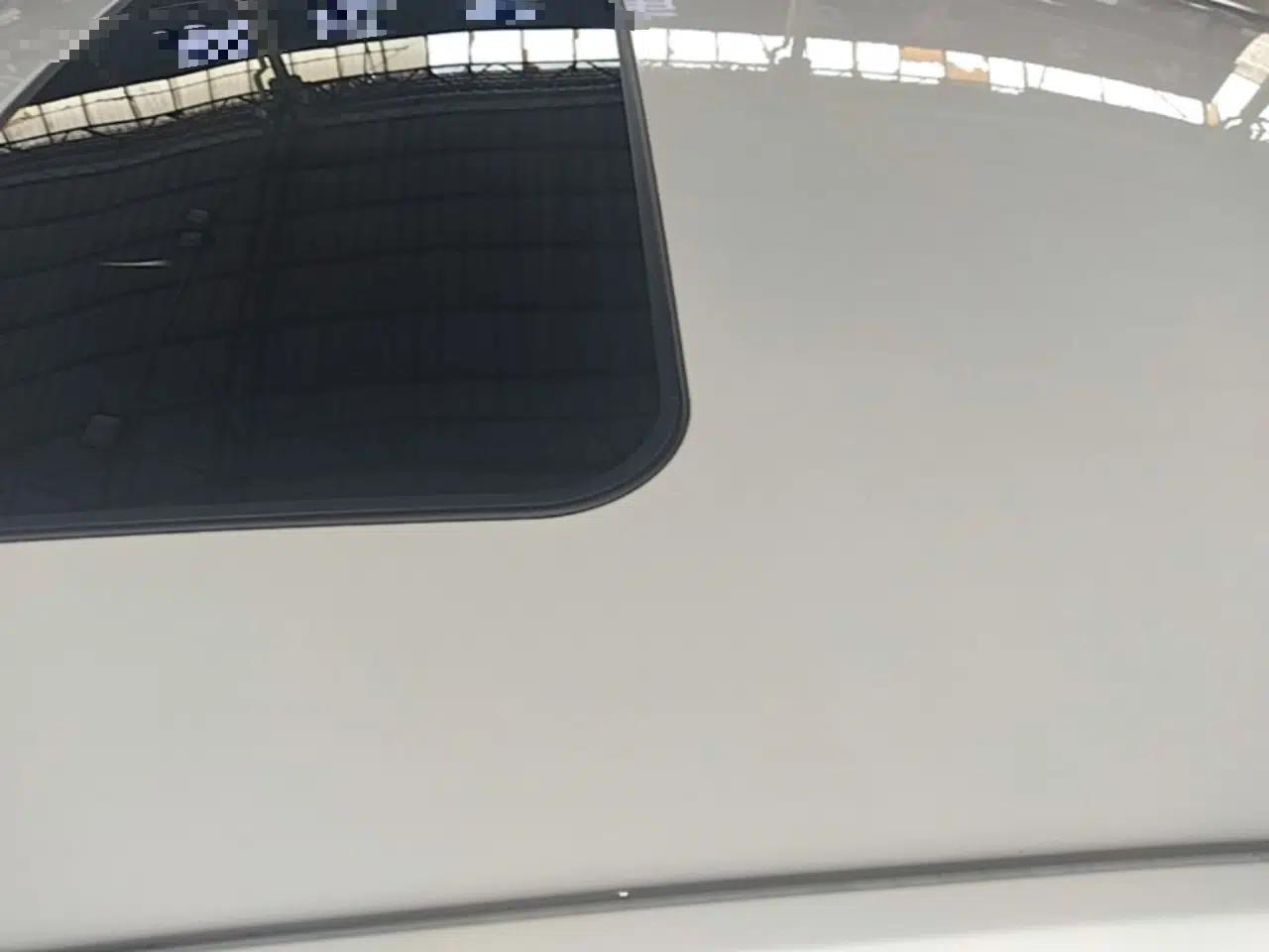 Roewe i5 2023 1.5L CVT Luxury Edition — миниатюра 7