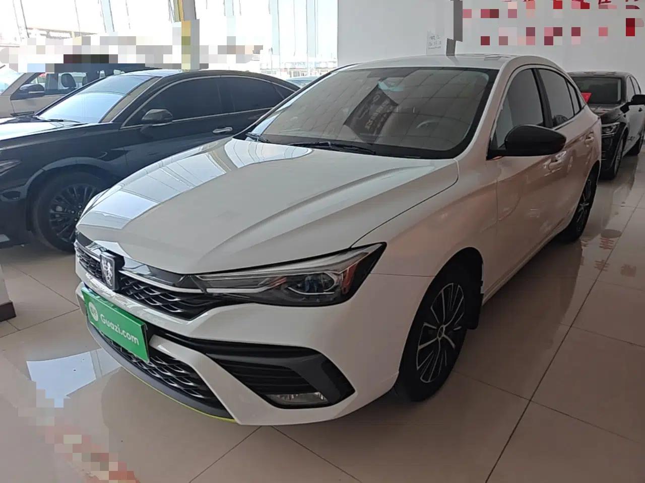 Roewe i5 2021 1.5L CVT Platinum Edition — миниатюра 1