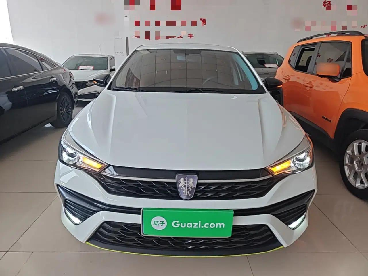 Roewe i5 2021 1.5L CVT Platinum Edition — миниатюра 2
