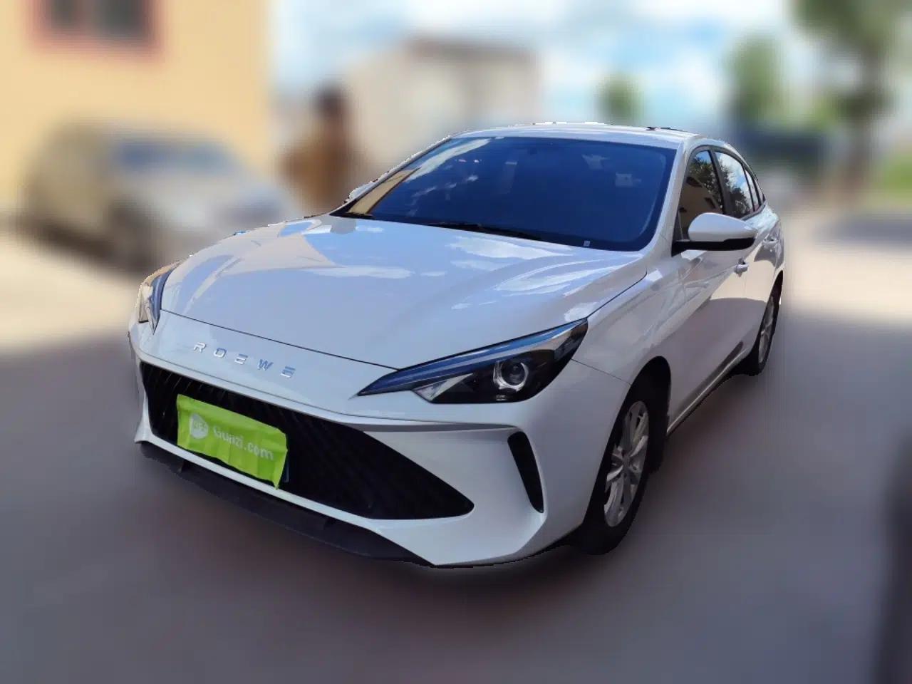 Roewe i5 2026 Model 1.5L Manual Comfort Version — миниатюра 1