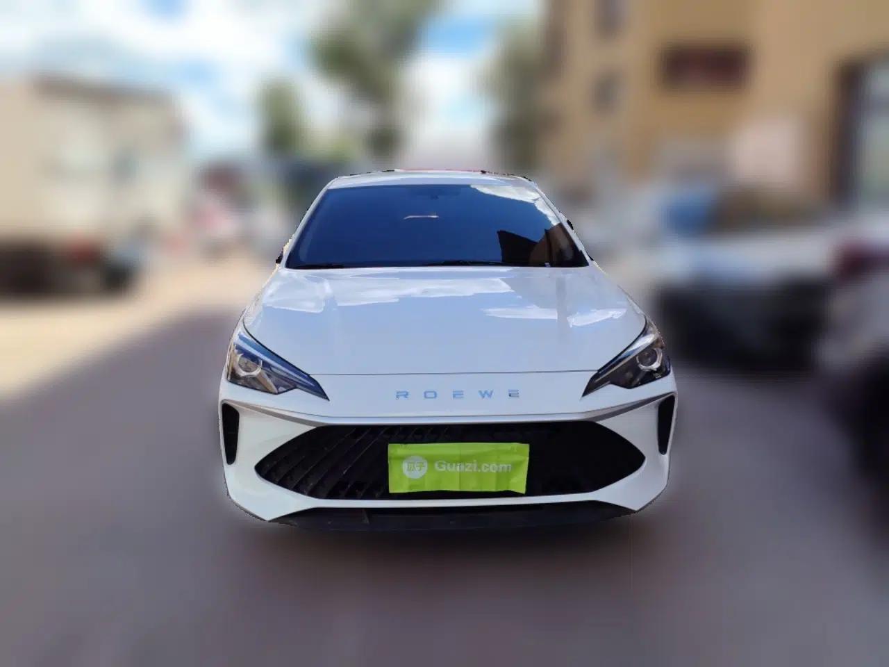 Roewe i5 2026 Model 1.5L Manual Comfort Version — миниатюра 2