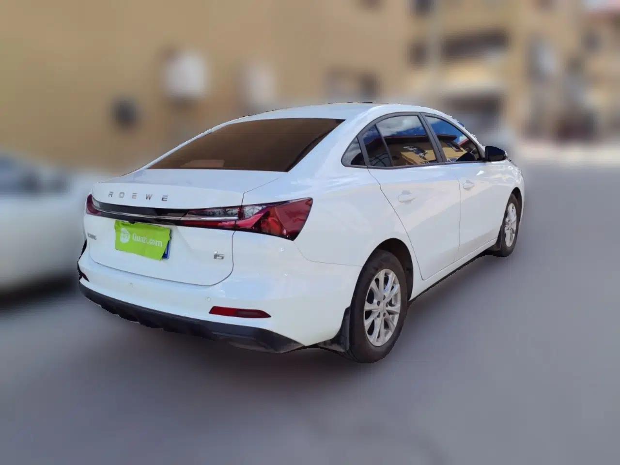 Roewe i5 2026 Model 1.5L Manual Comfort Version — миниатюра 6