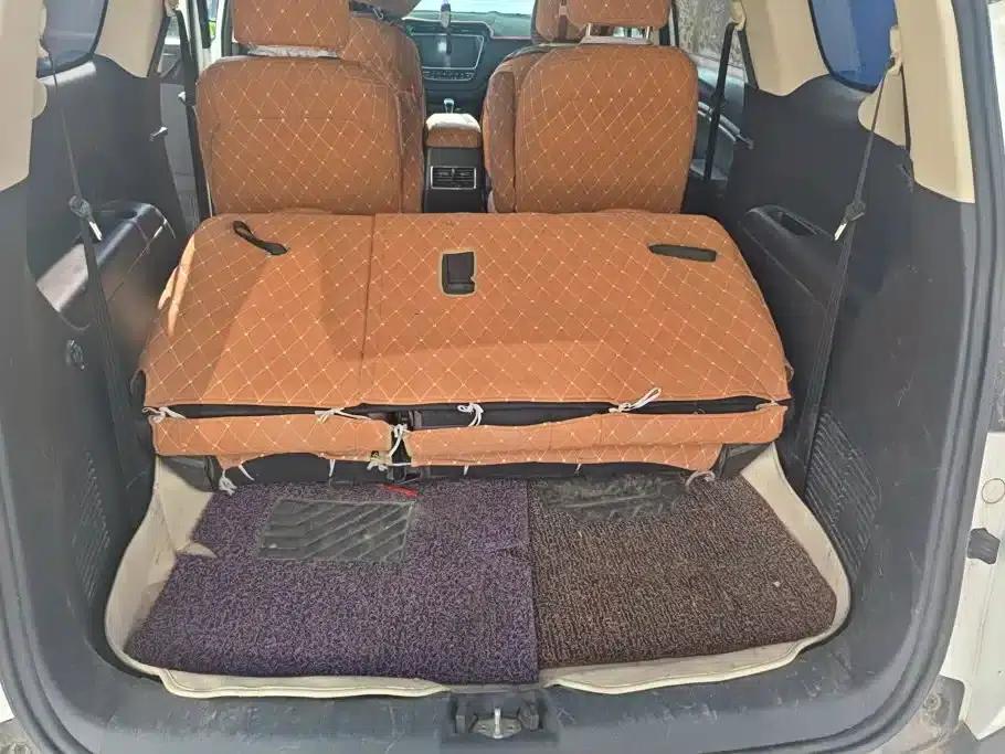 Changan Oushang A800 2017 1.6L Manual Comfort Model — миниатюра 4