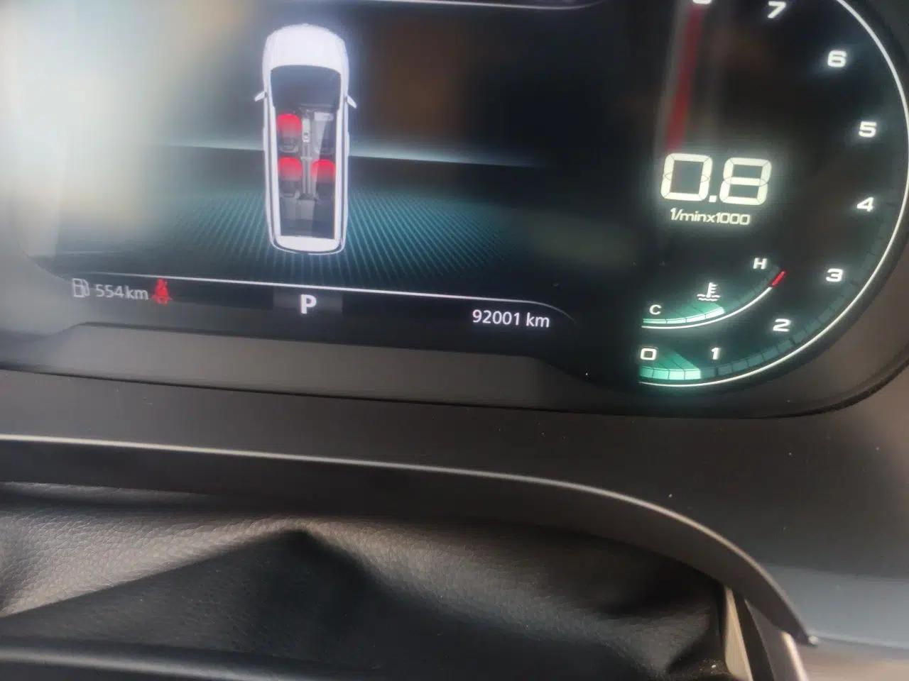 Roewe iMAX8 2021 400TGI Supreme Series Prestige Edition — миниатюра 12