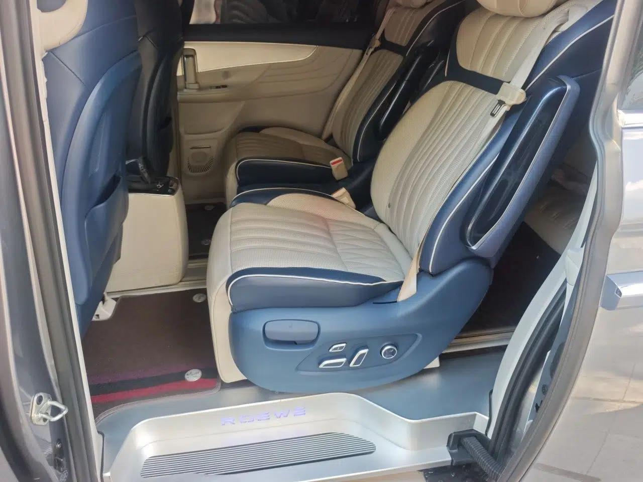 Roewe iMAX8 2021 400TGI Supreme Series Prestige Edition — миниатюра 17
