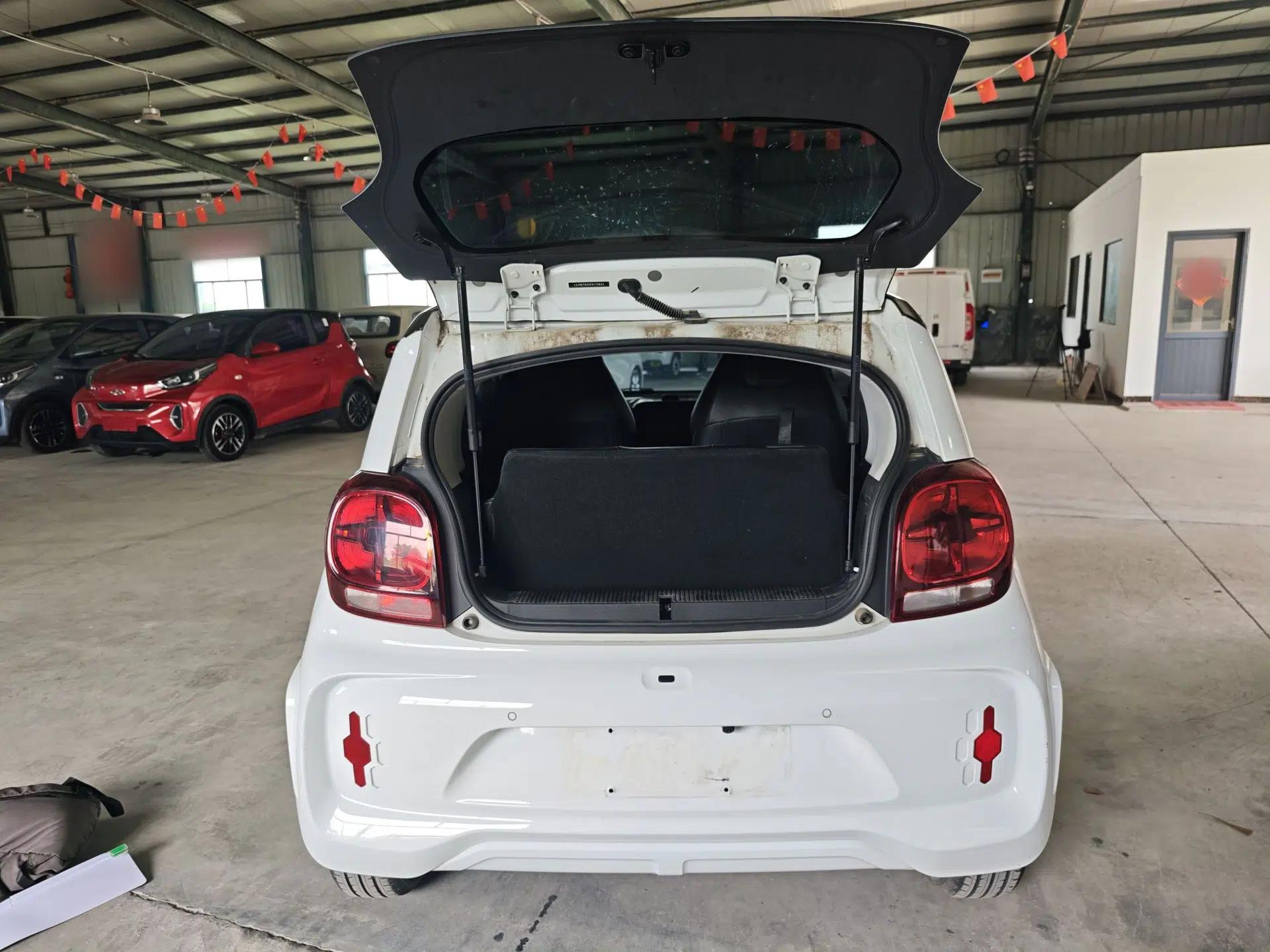 Roewe Clever 2022 311km QiQi BoBo Edition — миниатюра 22