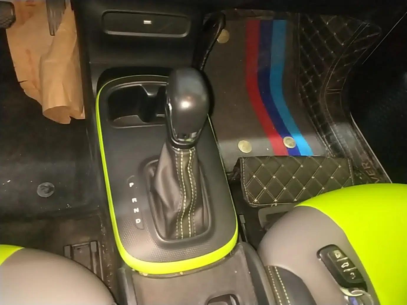 Roewe Clever 2021 302km Excellence Edition — миниатюра 16