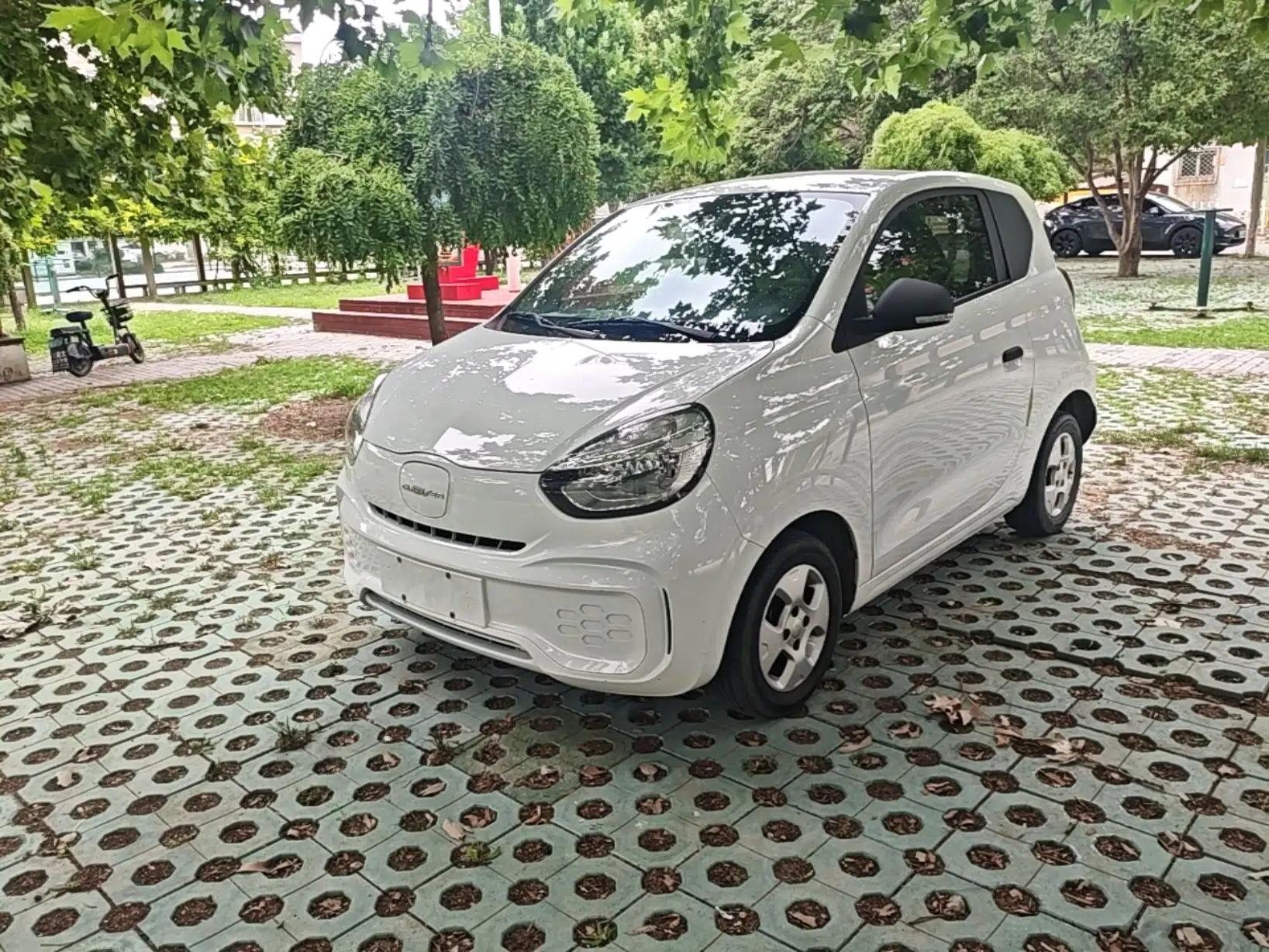 Roewe Clever 2021 302 km New Four-Seater Super-Efficient Version — миниатюра 1