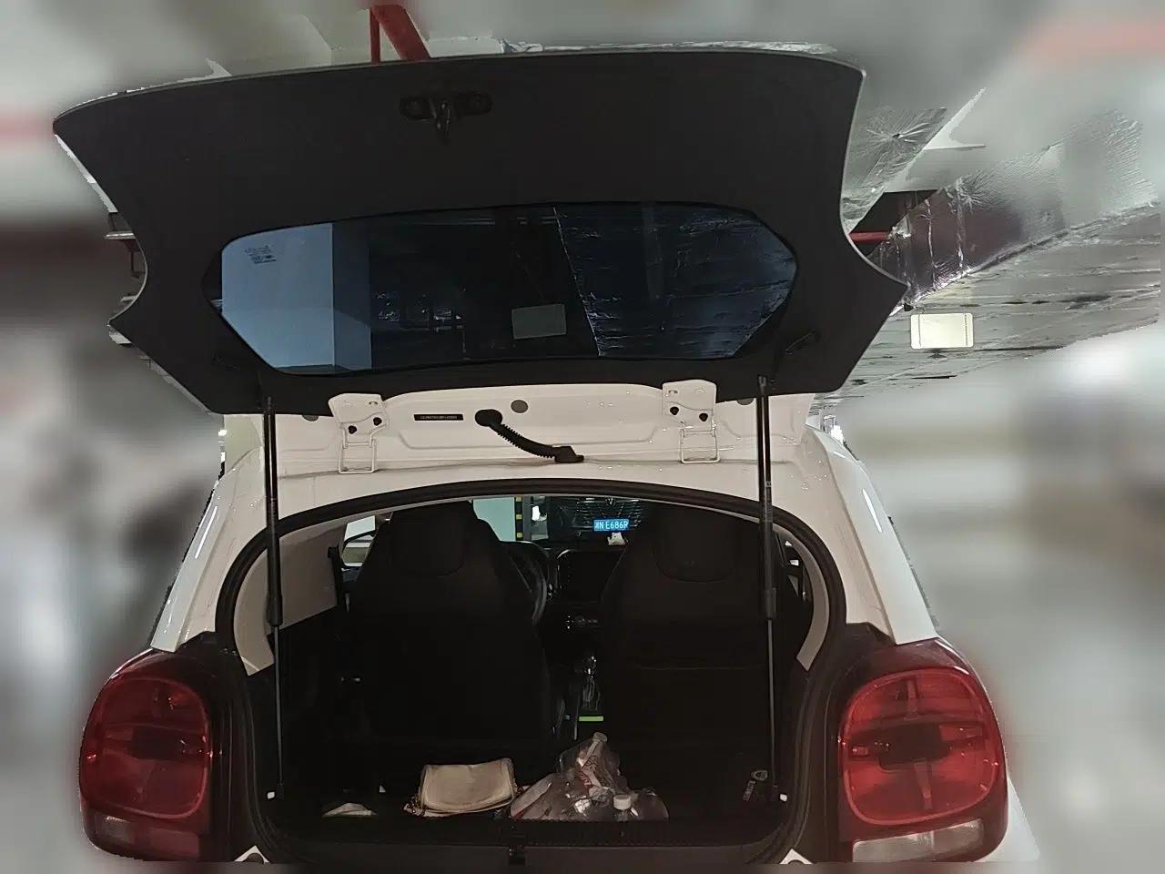 Roewe Clever 2021 302km Excellence Edition — миниатюра 19