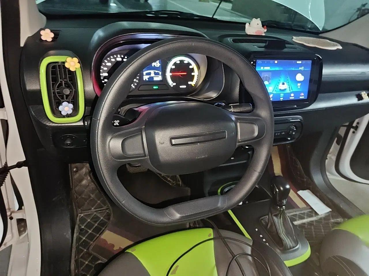 Roewe Clever 2021 302km Excellence Edition — миниатюра 10