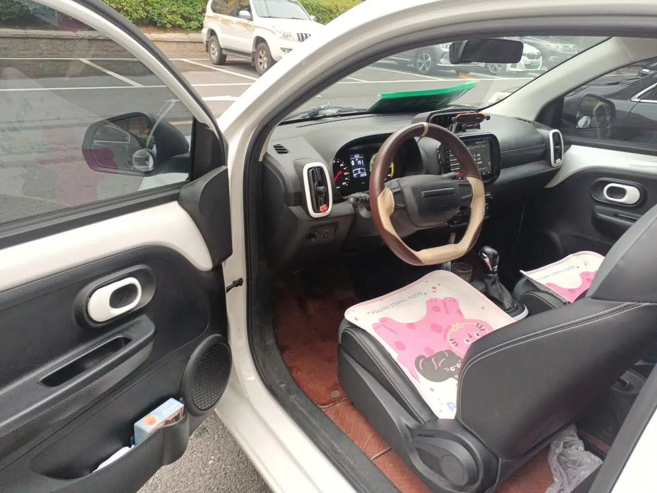 Roewe Clever 2022 311km QiQi BoBo Edition — миниатюра 16