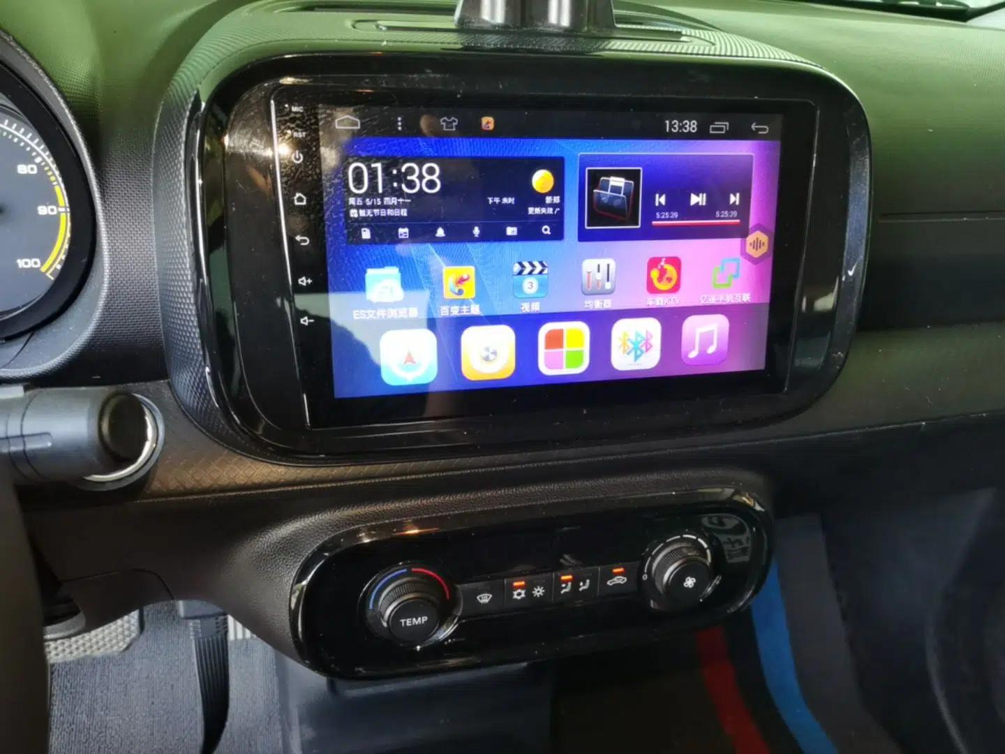 Roewe Clever 2022 311km QiQi BoBo Edition — миниатюра 15