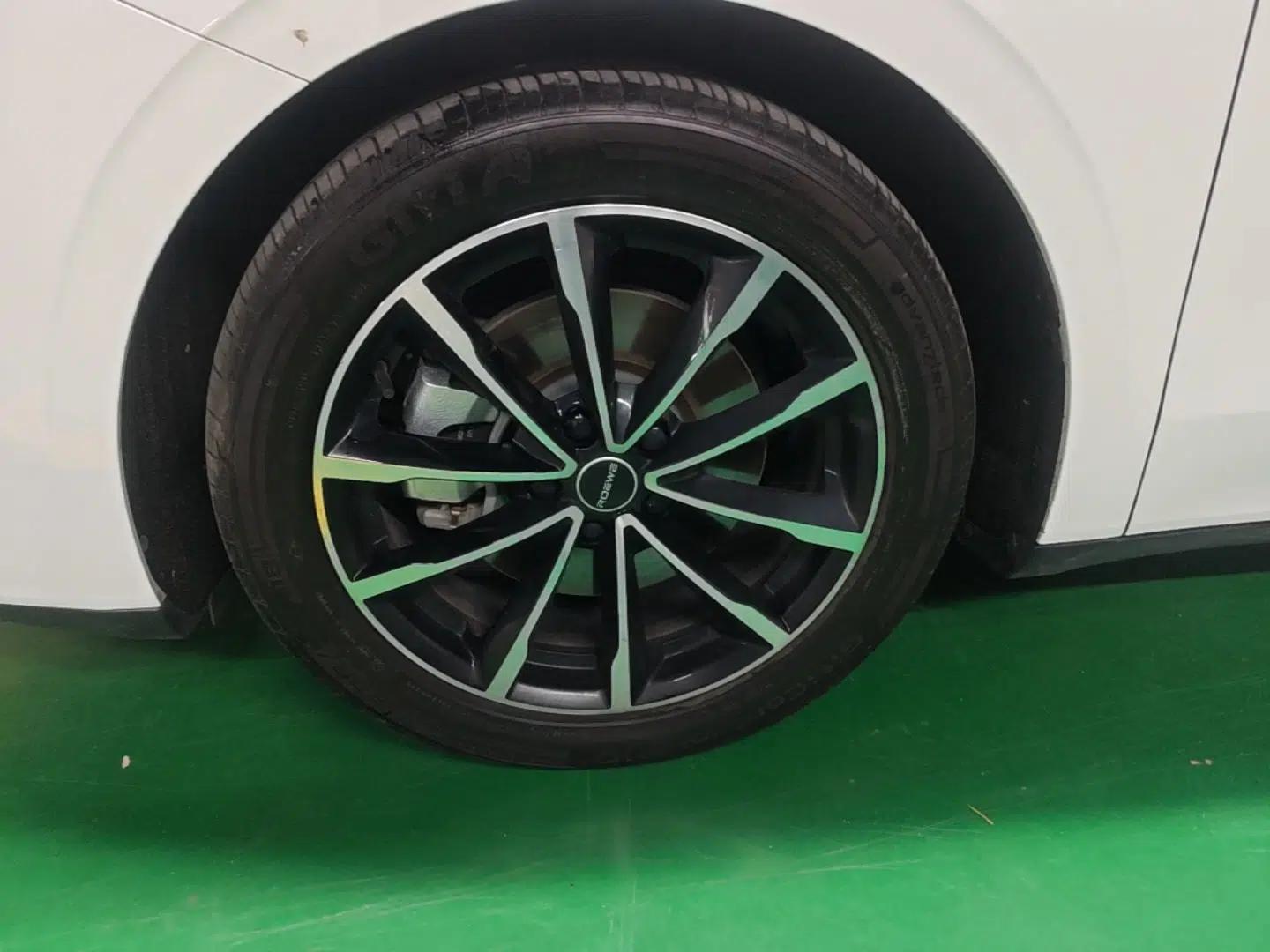 Roewe D7 2025 DMH 125km World Champion Edition — миниатюра 10